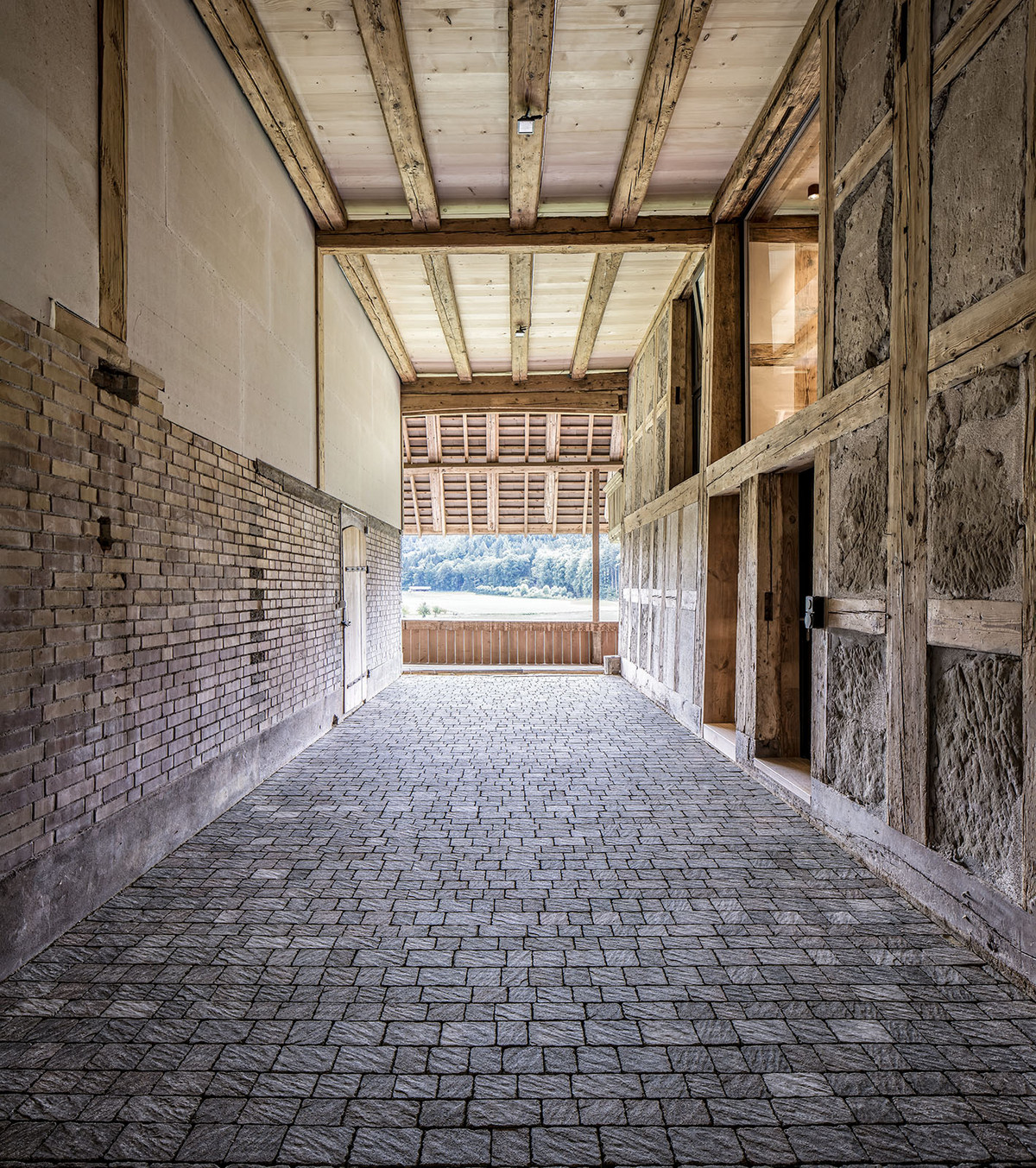 853_03_07_Umbau_Bauernhaus_Hettiswil_WEB.jpg