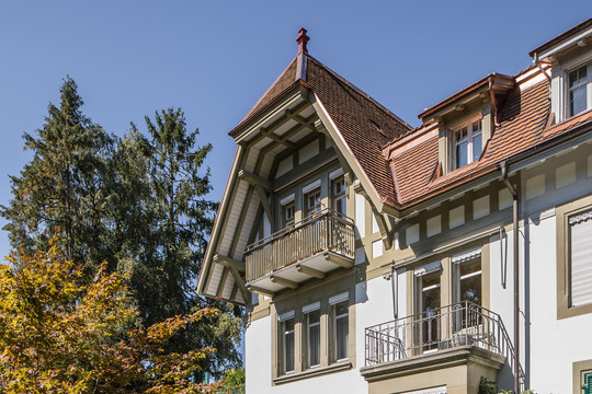 784_00_03_Baudenkmal_Sanierung_Einfamilienhaus_Bern.jpg
