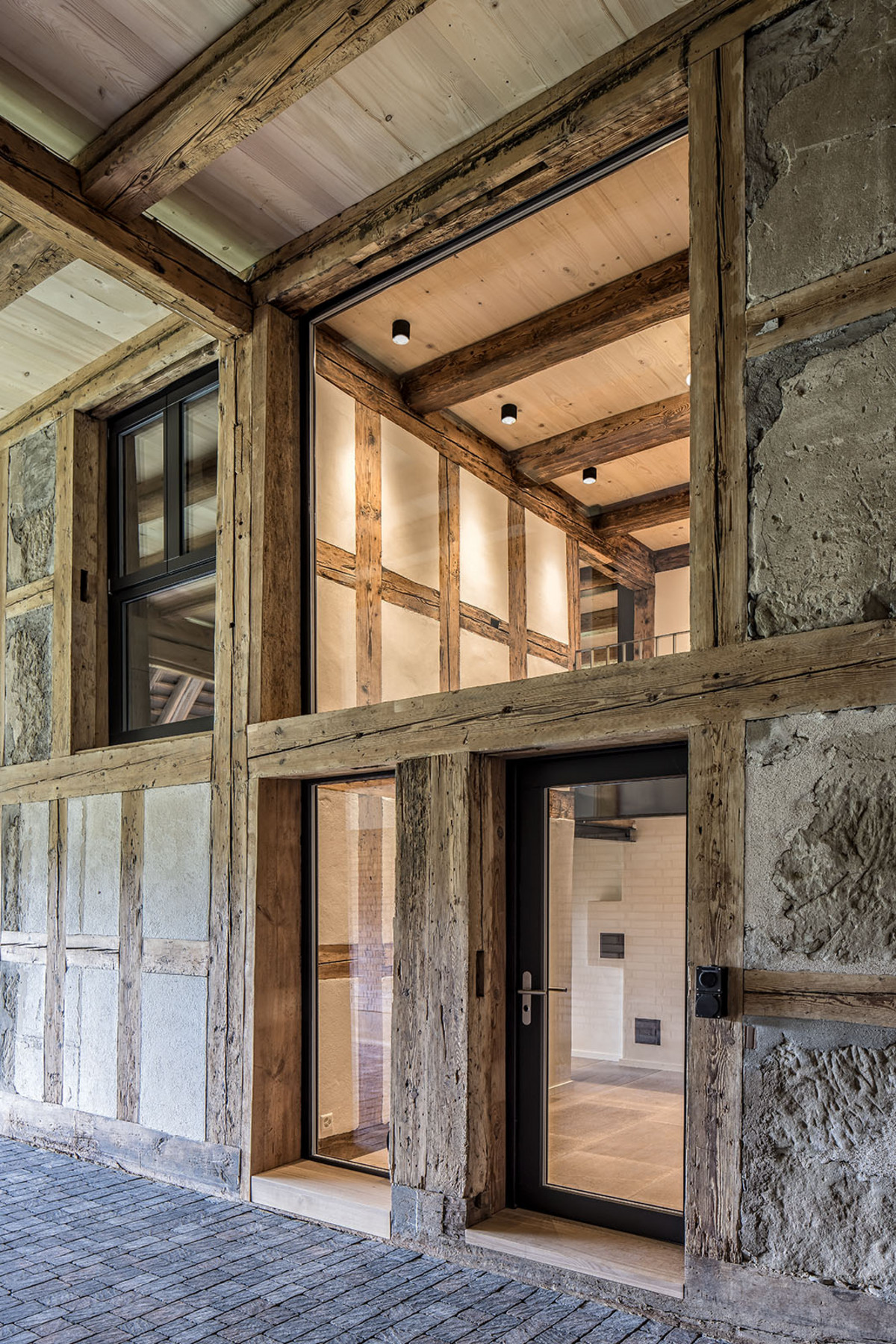 853_03_08_Umbau_Bauernhaus_Hettiswil_WEB.jpg